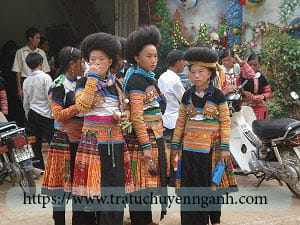 Người H'Mông tiếng Trung là gì? 1 Người H'Mông tiếng Trung là gì?